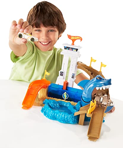 Color Shifters Sharkport Showdown Amazon Exclusive - Vehicle Adventure Play Collection