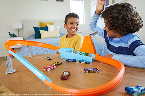 Rapid Raceway Champion Action Hot Wheels Championship Track Speed Boost Oval Track Ages 4 And Older - Vehicle Adventure Play Collection